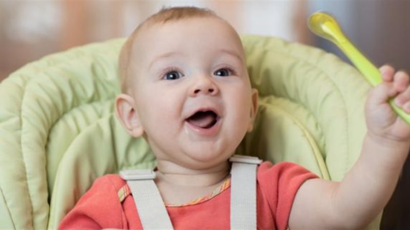 أخطاء عن تغذية الرضع