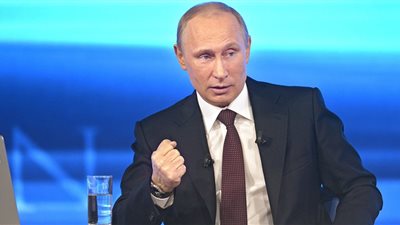 بوتين: موسكو تعمل على تعزيز قواتها في سوريا 