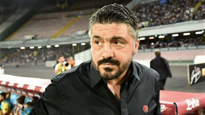 جاتوزو يحفز لاعبيه بعد التعادل مع كالياري