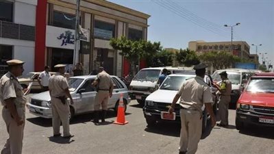 ضبط عاطلين لقيامهما بأعمال السمسرة أمام وحدات المرور بـ القليوبية 