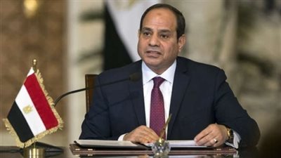 فيديو.. الرئيس السيسي يستنكر اقتراب المحاور والكباري من العمارات السكنية