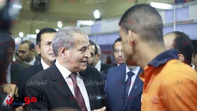 معارض 
