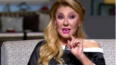 نادية الجندي: محدش بيعاير حد بسنة إلا في مصر 