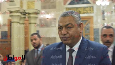 وصول محمود بكرى عزاء شقيق رئيس حزب الوفد