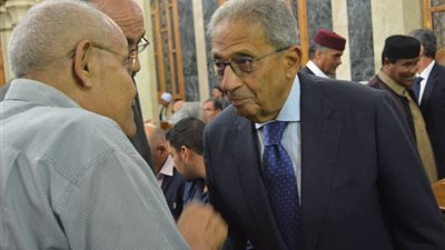 صور.. وصول عمرو موسى عزاء أحمد أبو شقة