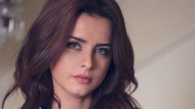 أغرب تعليق للفنانة نور على صورتها بمهرجان الجونة السينمائي