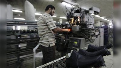 أمن القليوبية يداهم مصنعين بدون ترخيص لإنتاج الشباشب البلاستيك