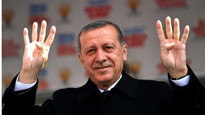باحث في الشأن الإيراني يكشف لـ