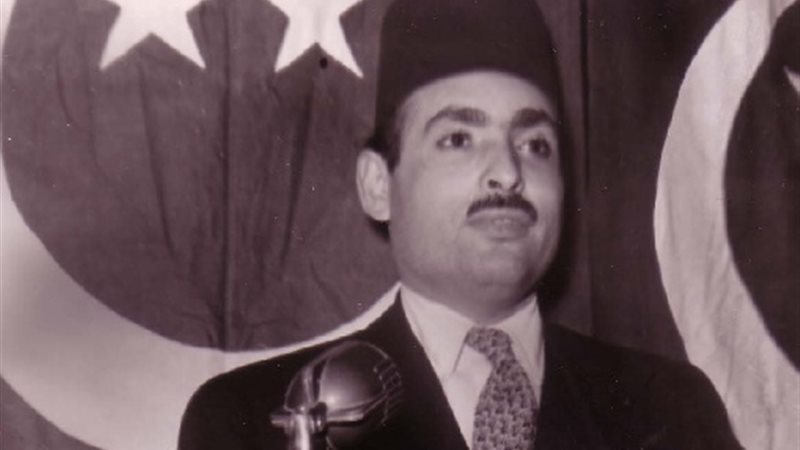 الصحفي أحمد حسين