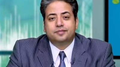 اسأل طبيب..  جراح عيون  يوضح لـ