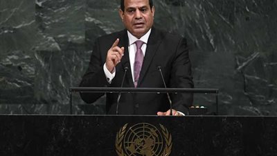 السيسي يؤكد لرئيس كوريا الجنوبية تطلع مصر لتعزيز العلاقات 