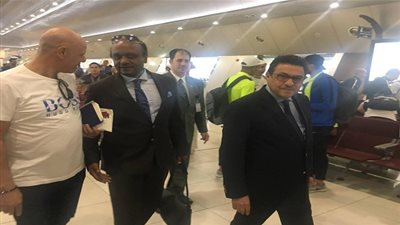 السفير المصري يدعو الزمالك على الغداء غدا