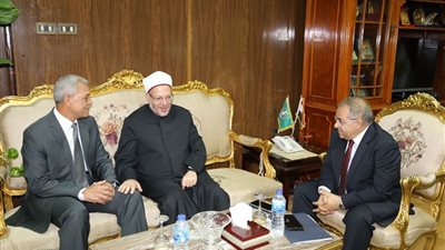 مفتى الديار المصرية يصل المنوفية للمشاركة في ندوة محاربة الإرهاب