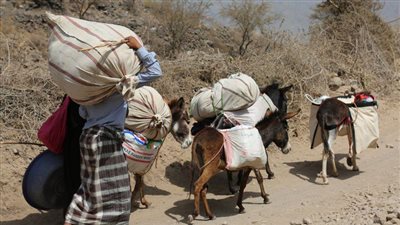 الحديدة اليمنية تودع الألاف من أبناءها