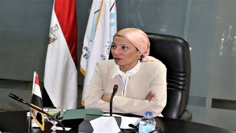 وزيرة البيئة 
