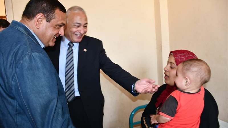 محافظ البحيرة