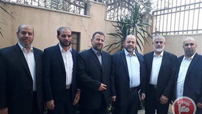 وفد حمساوي في طريقه إلى قلب المحروسة