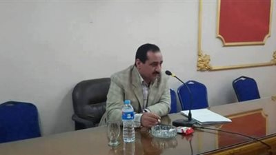 رئيس مدينة المحلة يشدد علي متابعة أعمال تطهير المصارف بالمركز 