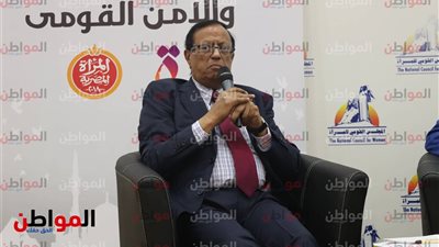 عضو الهيئة الوطنية للإعلام: الصحفي الكسول هو من يقع في فخ الشائعات