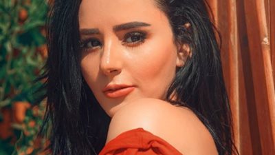 بهذا اللوك عبرت إيمان سلامه عن حبها لسعاد حسني