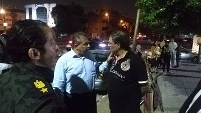  صور.. مصطفي يونس وطاهر أبوزيد يصلان منزل صفوت عبدالحليم