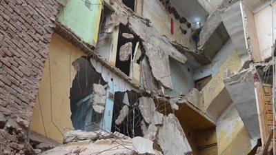 انهيار عقار في الموسكي .. تعرف على التفاصيل