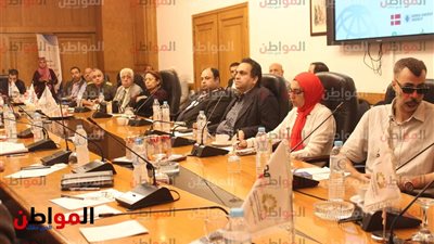 صور.. وزير التجارة يشهد إطلاق 