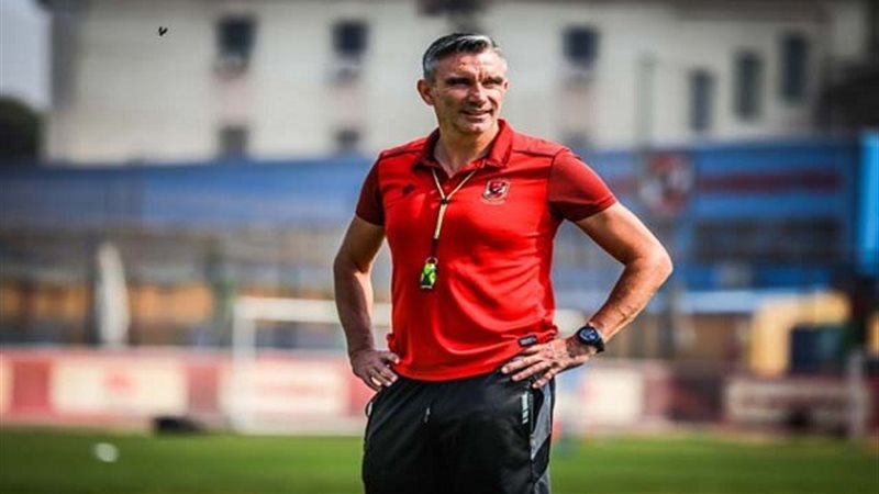 كارتيرون - مدرب الأهلي