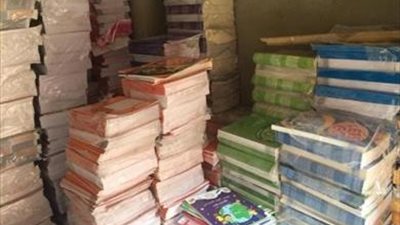 ضبط 200 ألف كتاب تعليمي غير مصرح بتداولها داخل مخزن بالقليوبية 