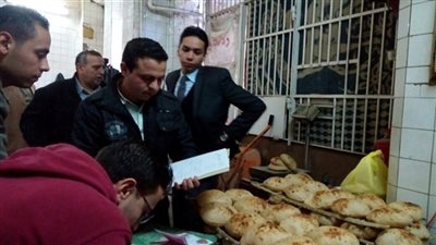 ضبط عدد من أصحاب المخابز لتلاعبهم في أوزان رغيف الخبز بمطوبس