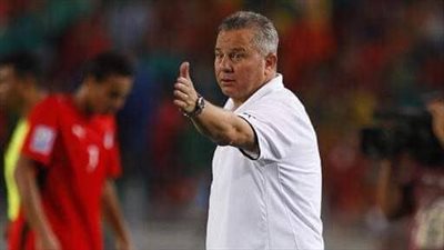 شوقي غريب يعلن أسماء لاعبي المنتخب الأولمبي لمعسكر الإمارات 