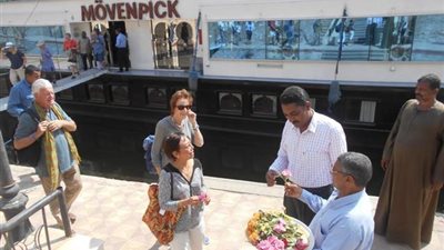 صور.. ابيدوس تستقبل 177 سائح متنوع الجنسيه فى سوهاج