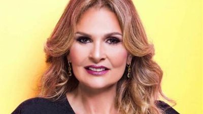 يسرا في ضيافة جامعة بيروت العربية 