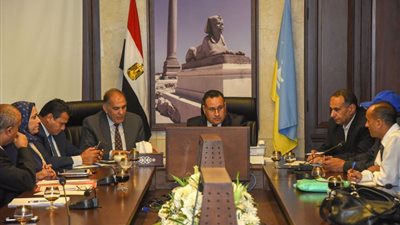 محافظ الإسكندرية يتخذ إجراءات عاجلة لحل مشكلة مدارس قرى المنتزة أول