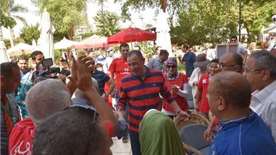 مستند.. أعضاء الأهلي يطالبون بإسقاط عضوية مرتضي منصور