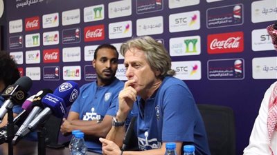 مدرب الهلال بلا خسارة حتى الان مع الزعيم