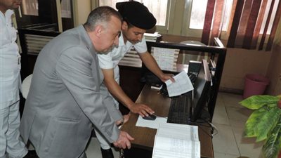 ضبط شخصين تخصصا فى الإستيلاء على بيانات مستخدمى بطاقات الدفع الإليكترونى