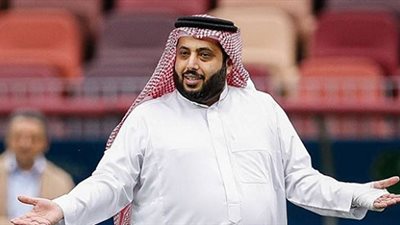 تركي آل الشيخ يهنيء الزمالك ويواسي الهلال