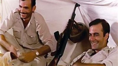 فيديوجراف| أبرز المشاهد الرومانسية في أفلام حرب أكتوبر