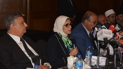 وزيرة الصحة: توافد مليون و16 ألفا مواطن على مبادرة الرئيس للقضاء على فيروس