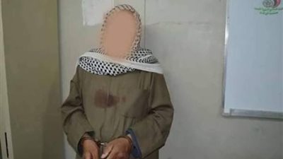 على غرار ريا وسكينة .. أب قتل نجله المريض ودفنه أسفل غرفة النوم .. تفاصيل صادمة