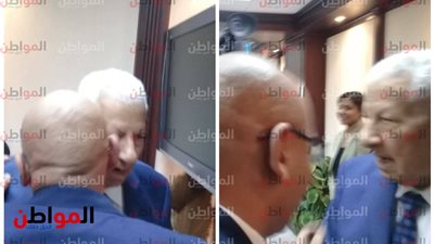 نقاش بين مكرم محمد أحمد ورئيس تحرير بوابة المواطن قبل لقاء وزير التعليم