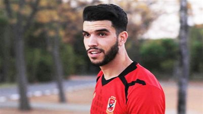 وليد أزارو وكوليبالي يغادران مصر
