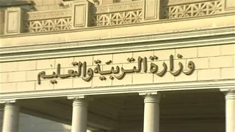 التعاقد مع المعلمين