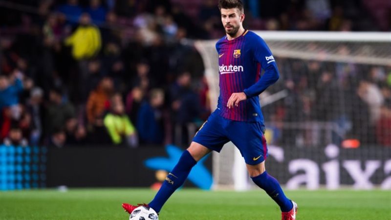 مدافع برشلونة جيرارد