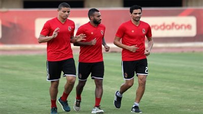 تدريبات استشفائية للأساسيين في الأهلي وتأهيل لـ