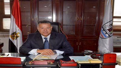محافظ بني سويف: إقامة مراكز لتدريب العمالة لتواكب متطلبات سوق العمل 