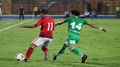 الأهلي يفقد وليد سليمان أمام الترسانة