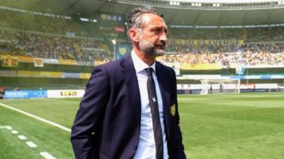 كييفو فيرونا يقيل مدربه من منصبه
