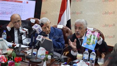 فيديو .. وزير التعليم: الكتب الخارجية تُطْبَع 